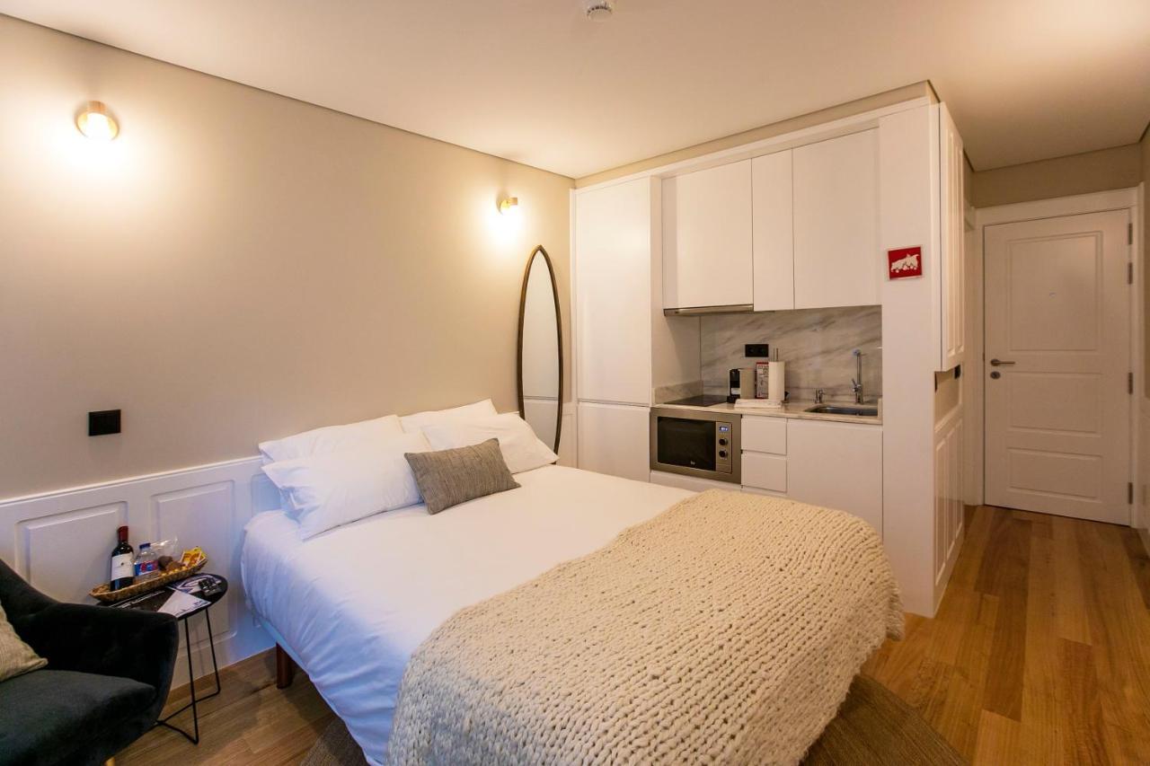 Charming Studio In Historic Downtown Porto Luaran gambar