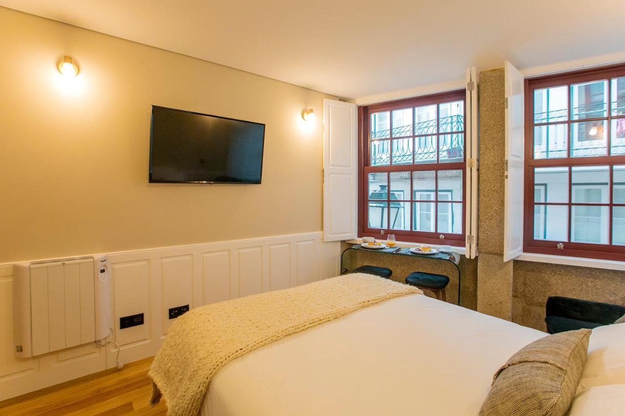 Charming Studio In Historic Downtown Porto Luaran gambar